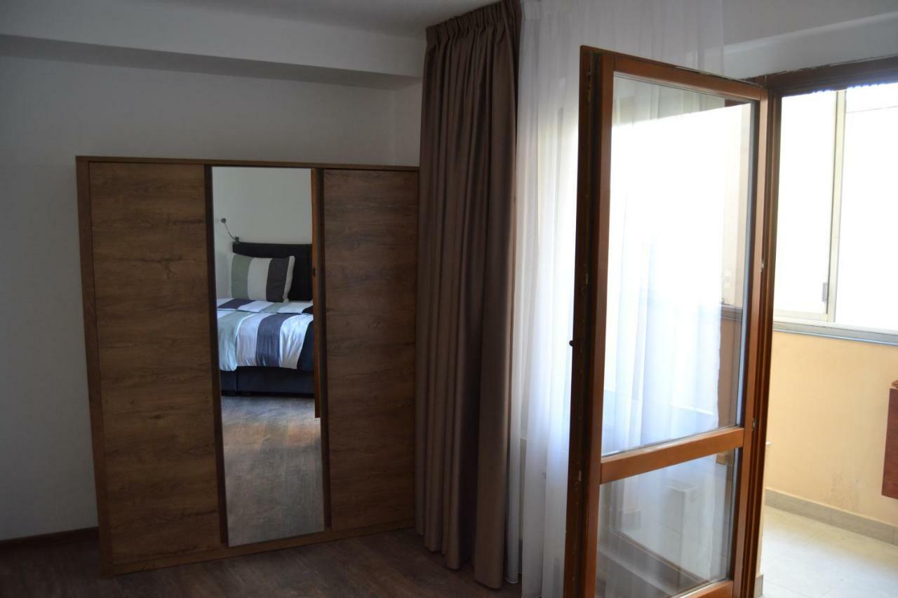 Like Home Apartments Prag Exterior foto