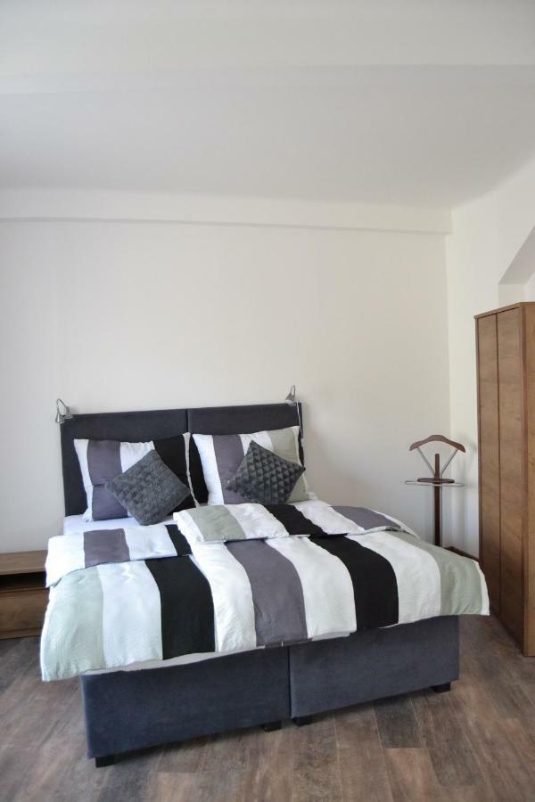 Like Home Apartments Prag Exterior foto